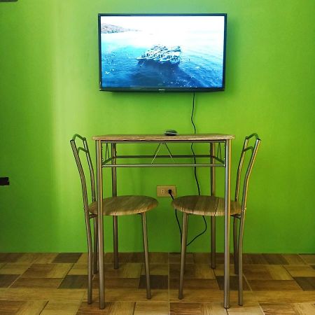 Blue Nest Apartment Manila Exterior photo